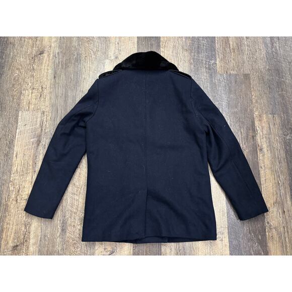 H&M Wool Blend Jacket with Faux Fur Collar - Picture 6 of 6